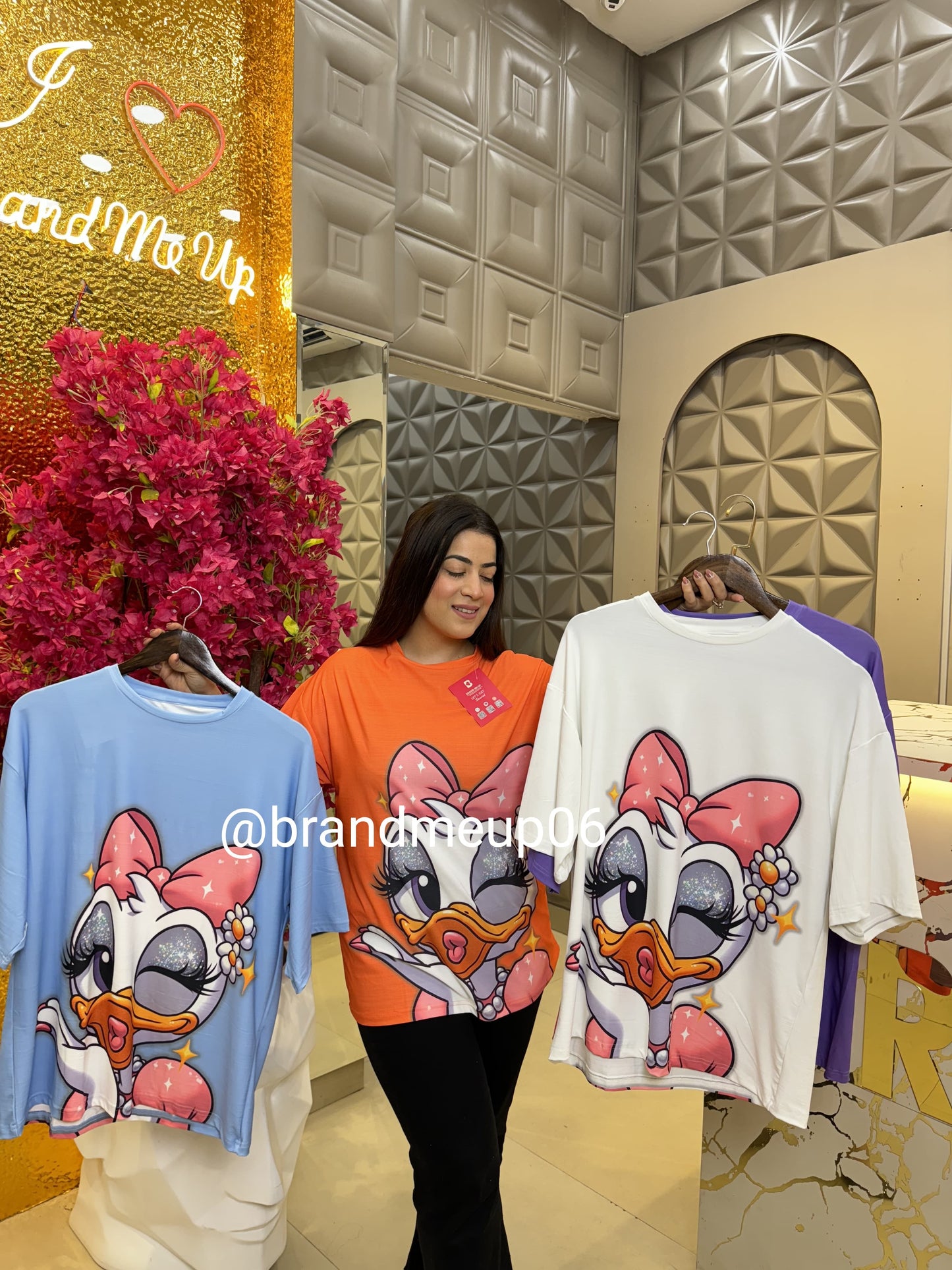 Imported T-Shirt (TEE-151) DUCKIE KISS