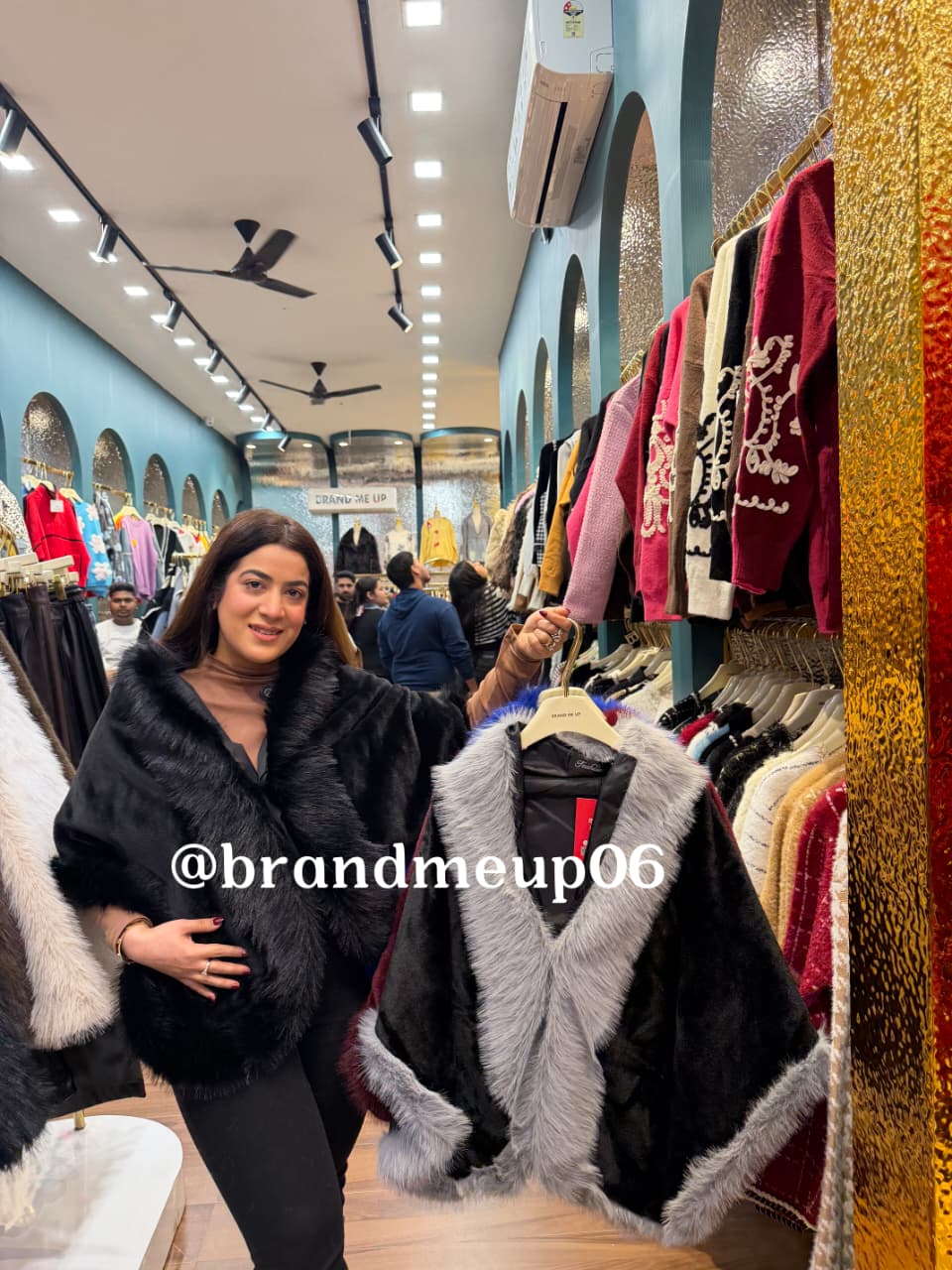 FUR PONCHU WITH FRONT HOOK (IMP-722)