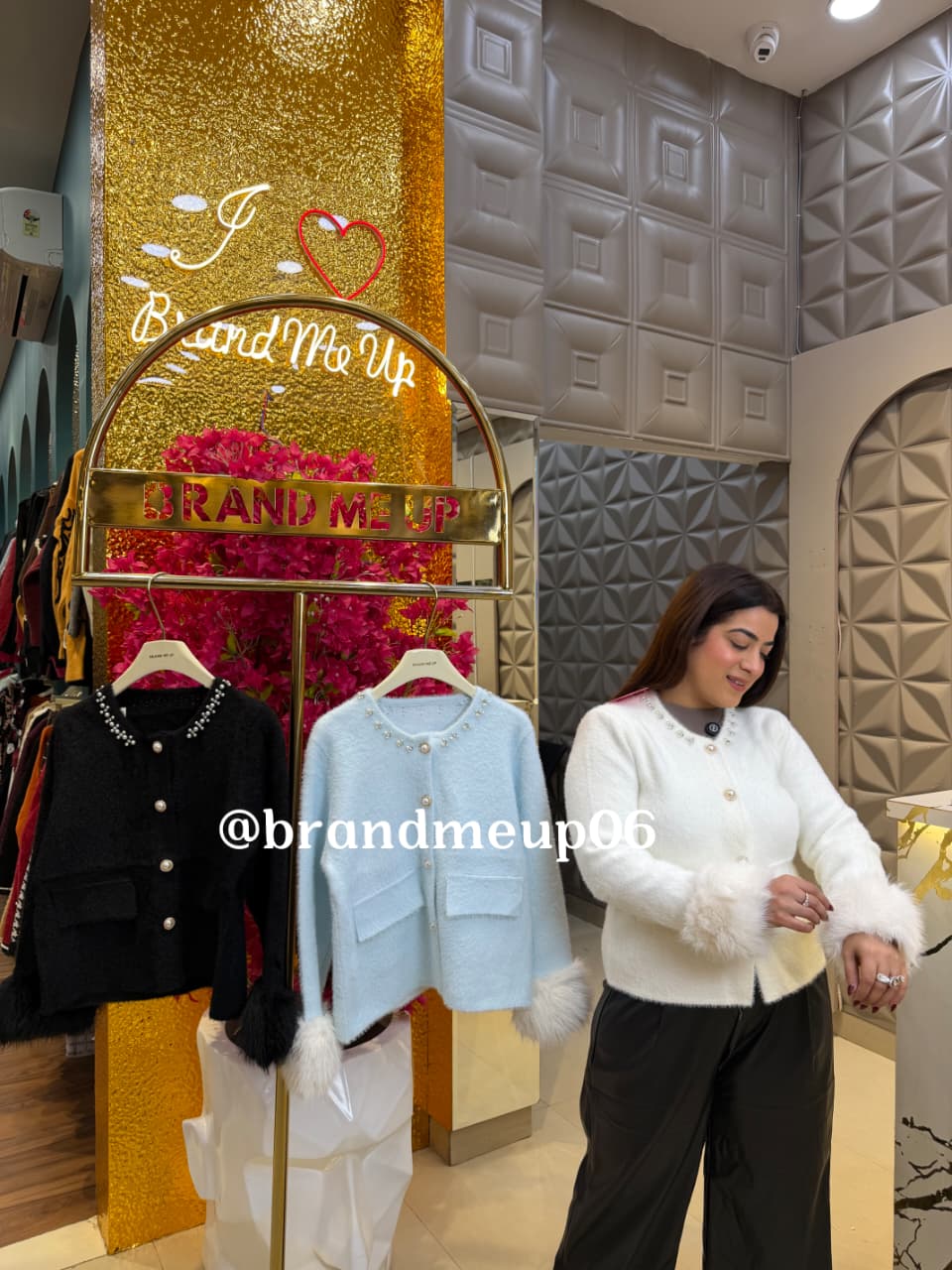 FUR SLEEVES WOOLEN TOP WITH PEARL NACKLINE (IMP-744)