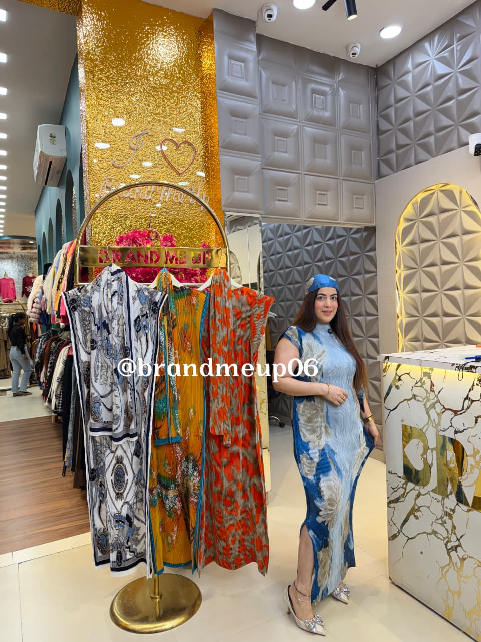 MAGIC DRESS WITH SCARF (PRM-811)