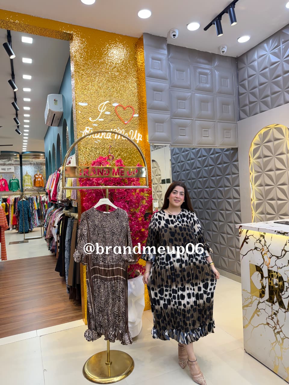 MAGIC DRESS WIHT LASER CUT DETAILS (PRM-828)