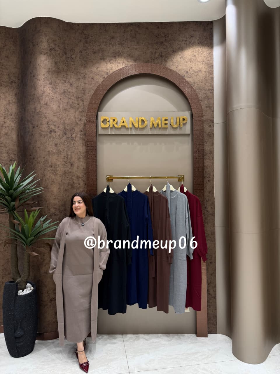WOOLEN DRESS WITH POCKET SHRUG (IMP-728)