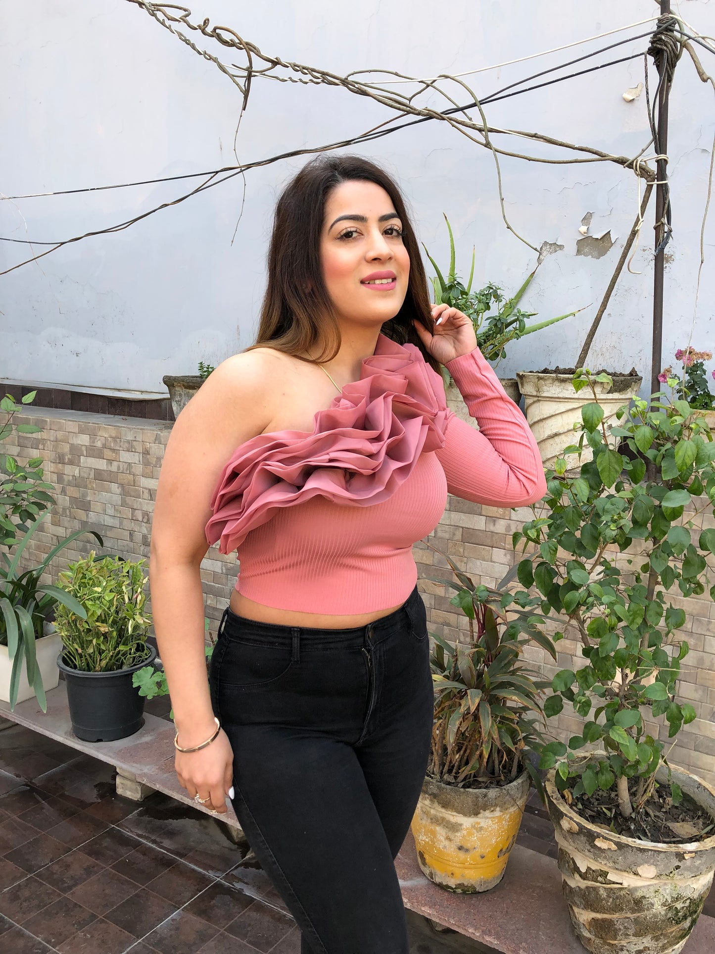 One Side Frill Crop Top