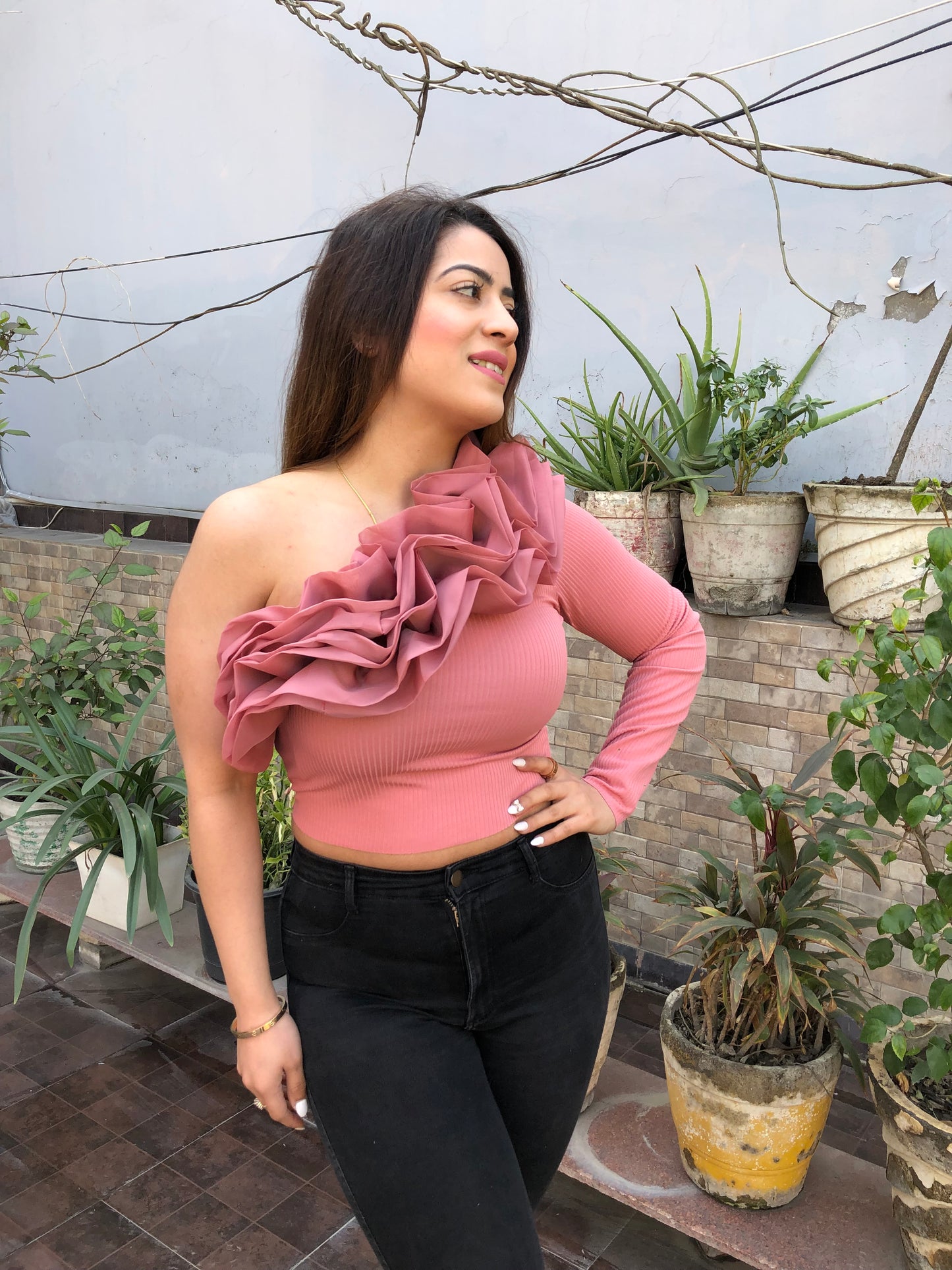 One Side Frill Crop Top