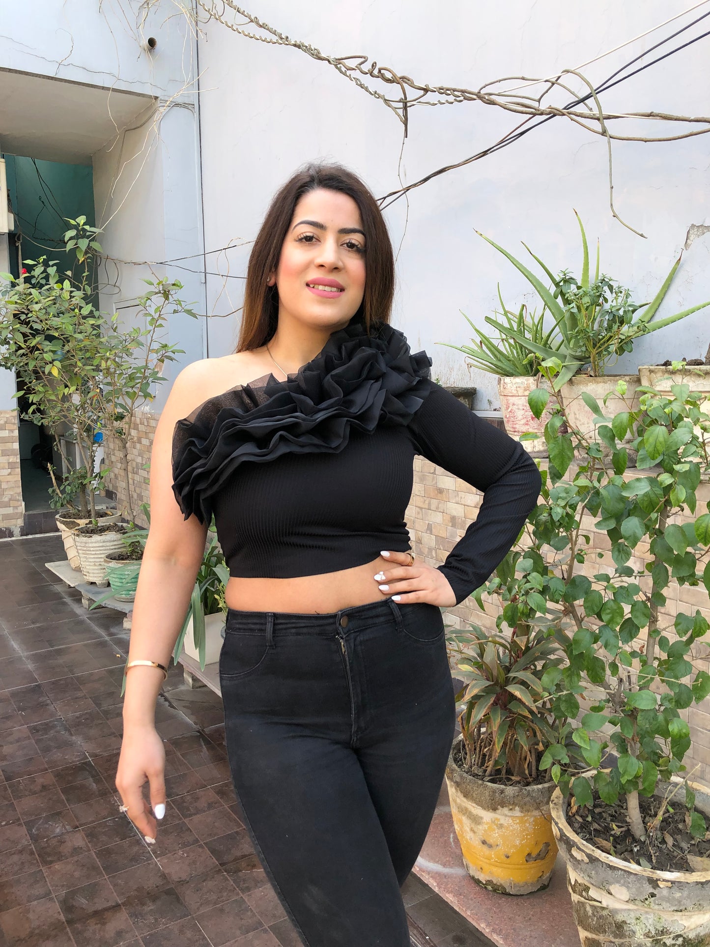 One Side Frill Crop Top