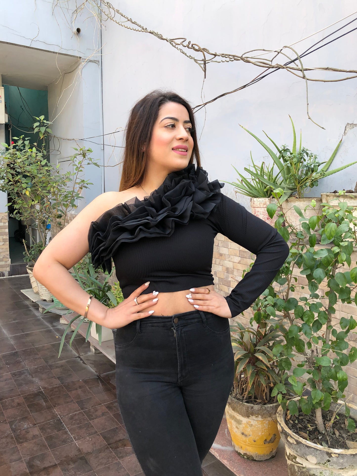 One Side Frill Crop Top