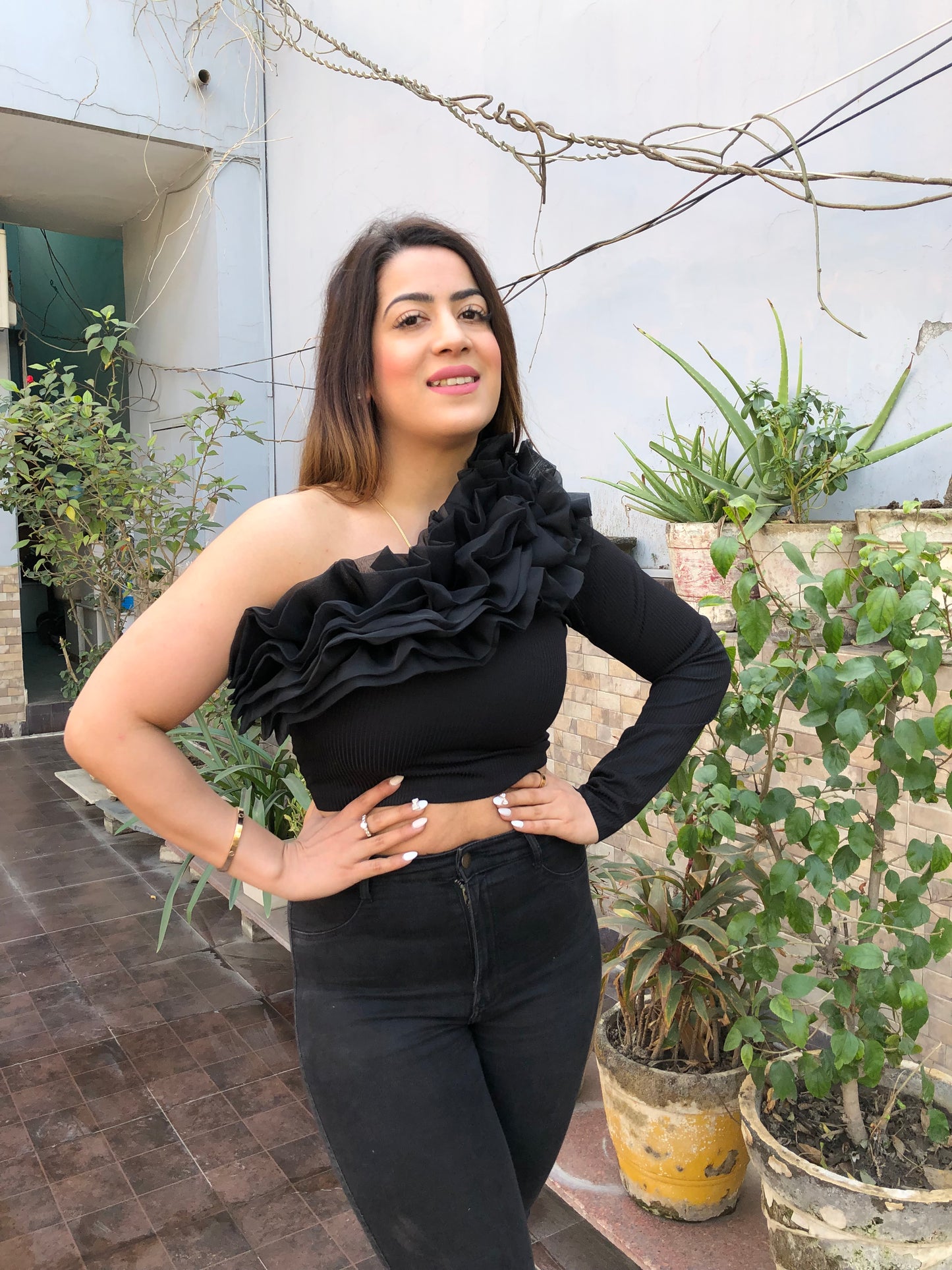 One Side Frill Crop Top