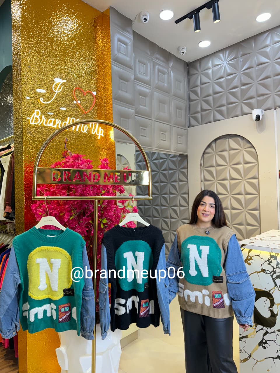 WOOLEN DESIGNER SWEATER (IMP-549)