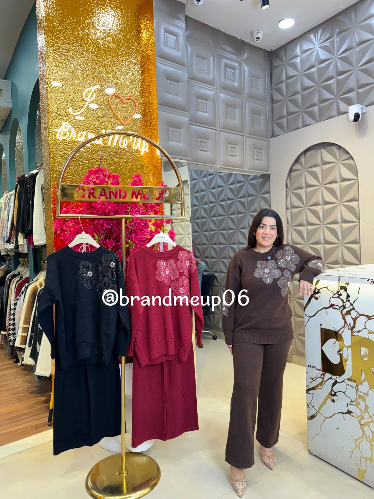 SEQUENCE FLOWER WOOLEN CORD (IMP-570)