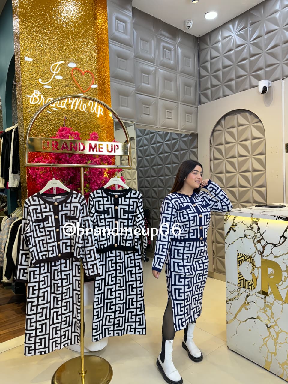 WOOLEN CARDIGAN WITH SKIRT LINE TOP (IMP-598)