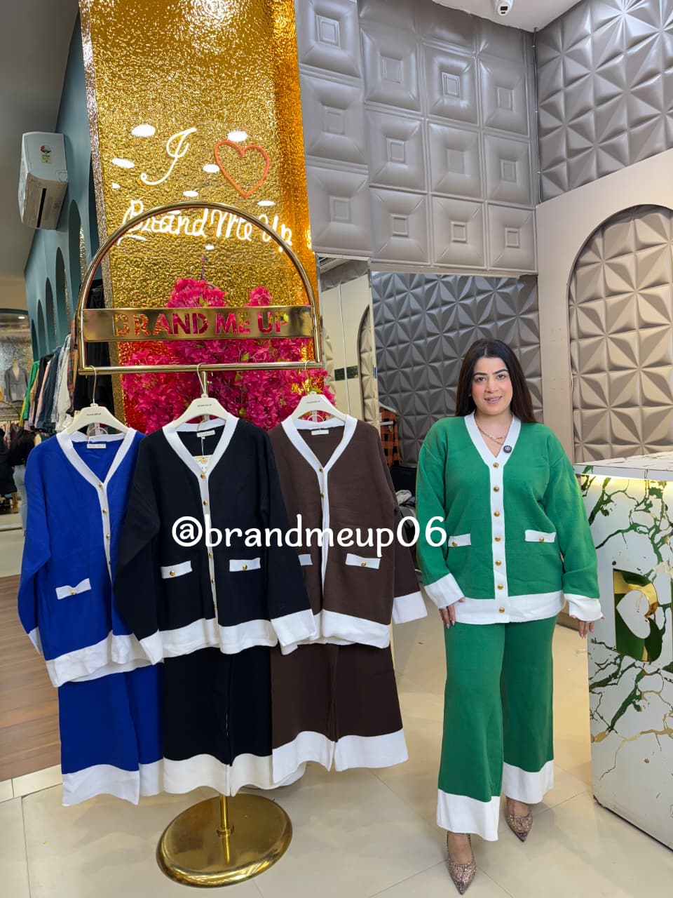 WOOLEN GOLDEN BUTTON CORD WITH POCKET (IMP-603)