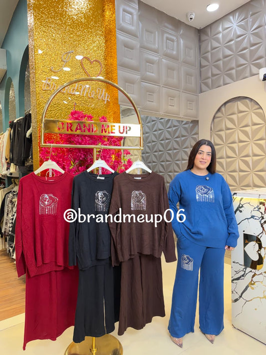 WOOLEN ROSE SEQUENCE CORD WITH POCKETS (IMP-610)