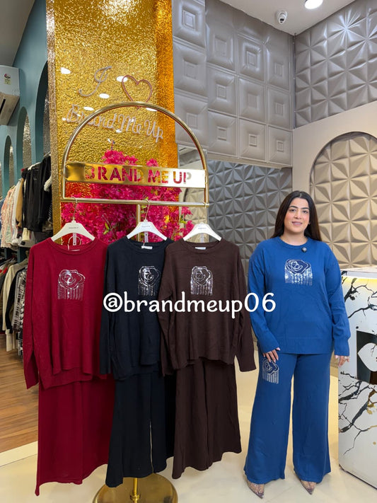 WOOLEN ROSE SEQUENCE CORD WITH POCKETS (IMP-610)