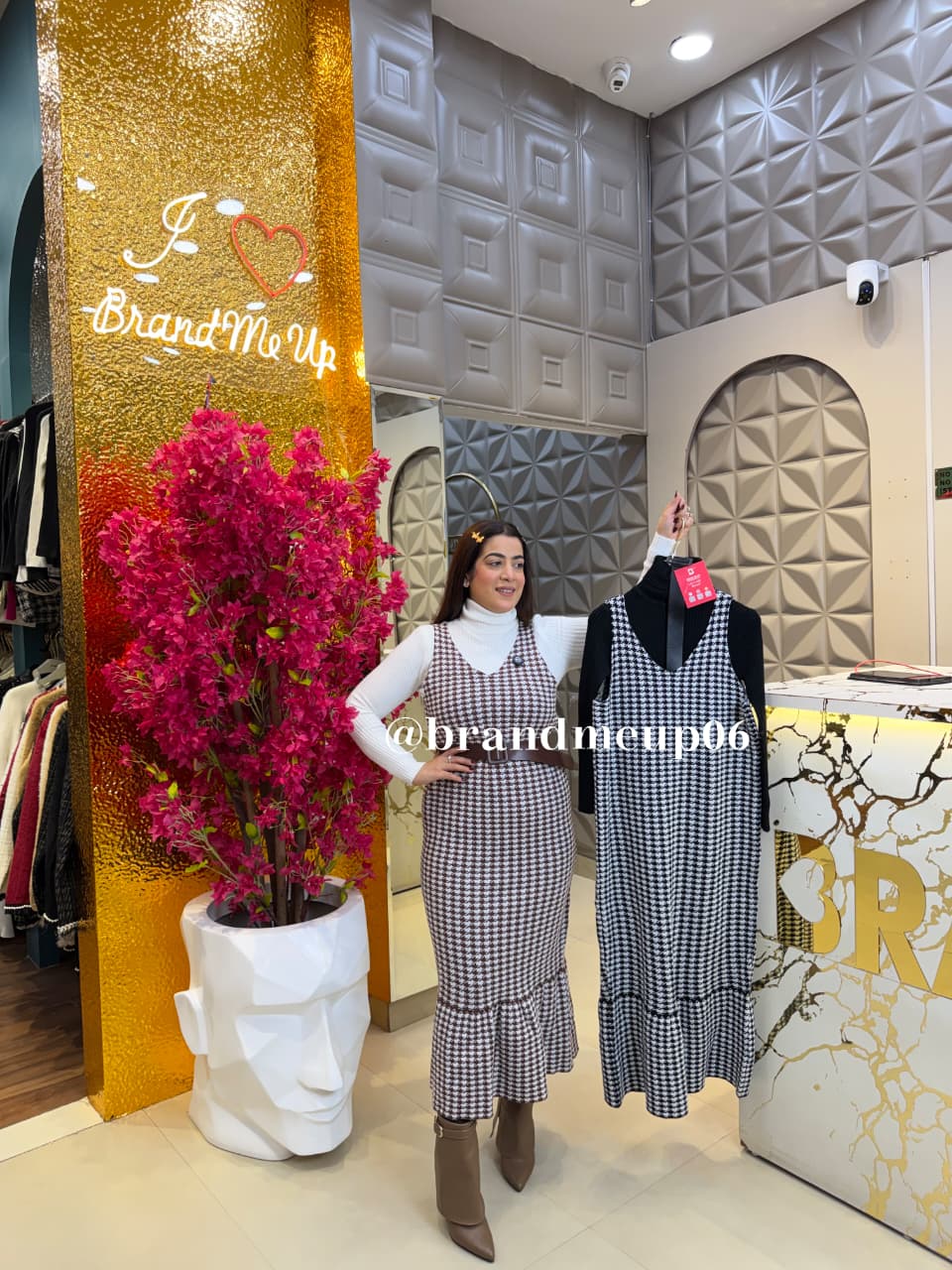 WOOLEN CHECKS DRESS WITH INNER AND BELT (IMP-663)