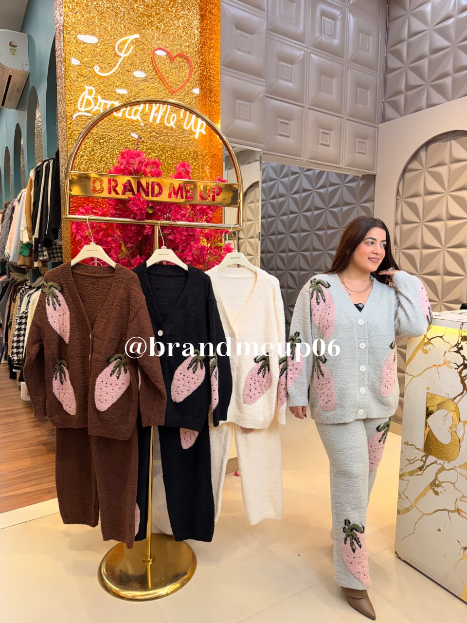 CUTE SOFT STRAWBERRY CORD (IMP-673)