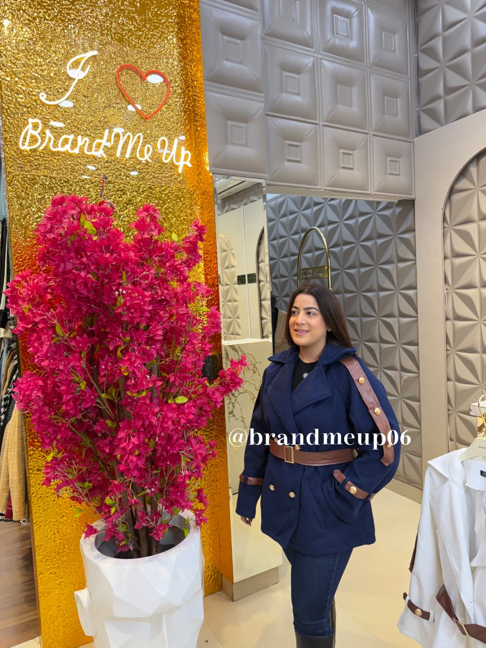 WOOLEN COAT WITH LEATHER DETAILING (IMP-676)