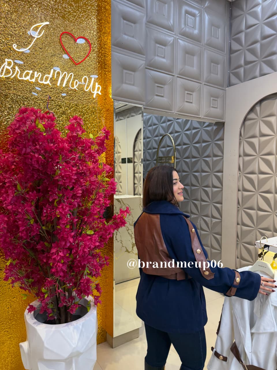 WOOLEN COAT WITH LEATHER DETAILING (IMP-676)