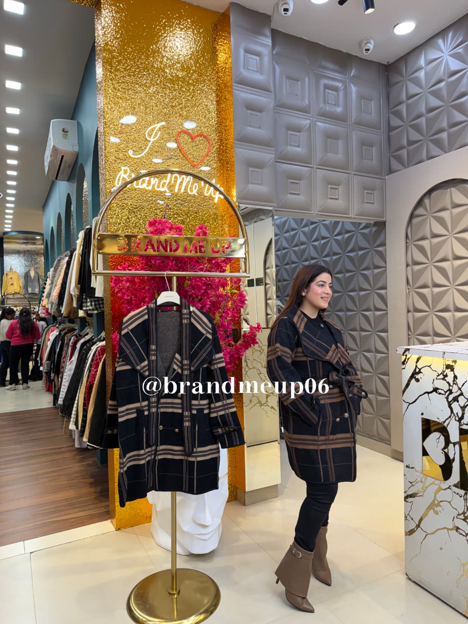 CHECKS WOOLEN COAT WITH BELT (IMP-684)