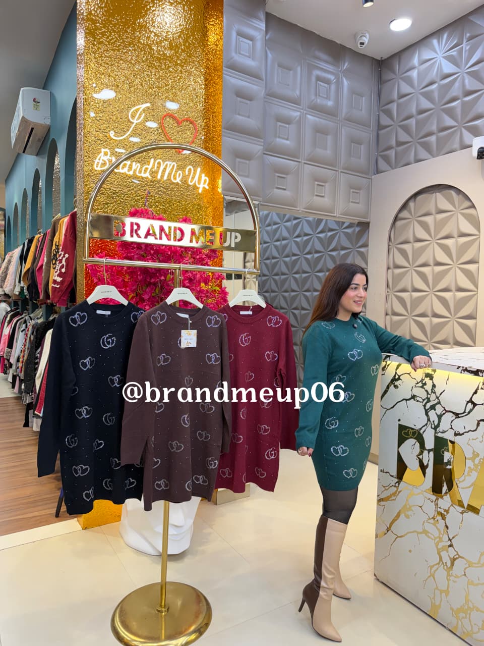 WOOLEN SEQUENCE HEART RHINESTONE DRESS (IMP-712)