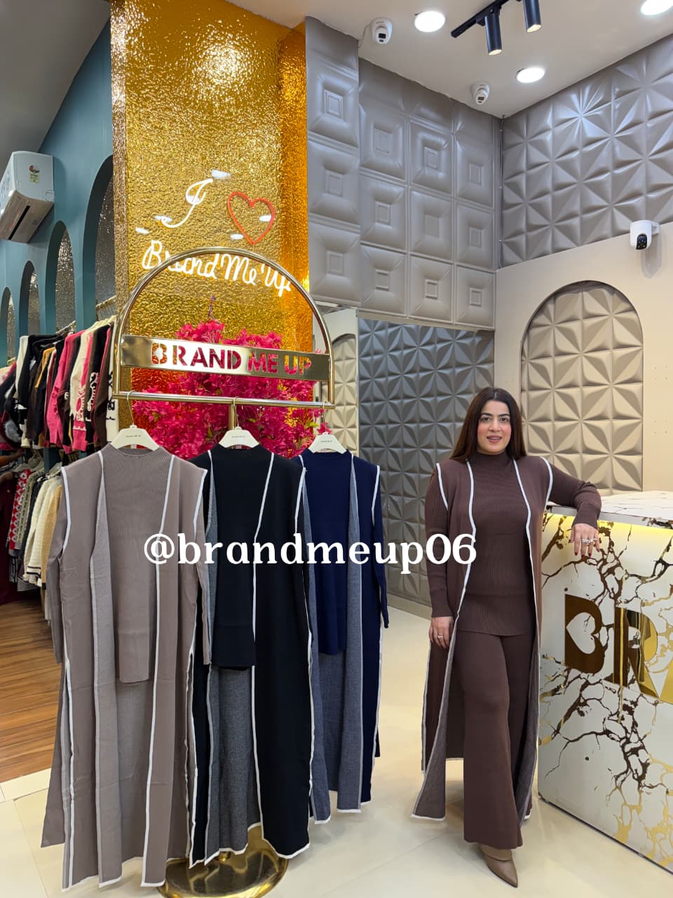 WOOLEN CORD WITH CUT SLEEVES SHRUG (IMP-724)