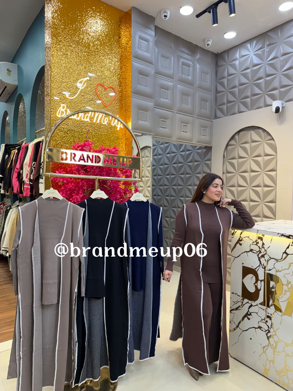 WOOLEN CORD WITH CUT SLEEVES SHRUG (IMP-724)