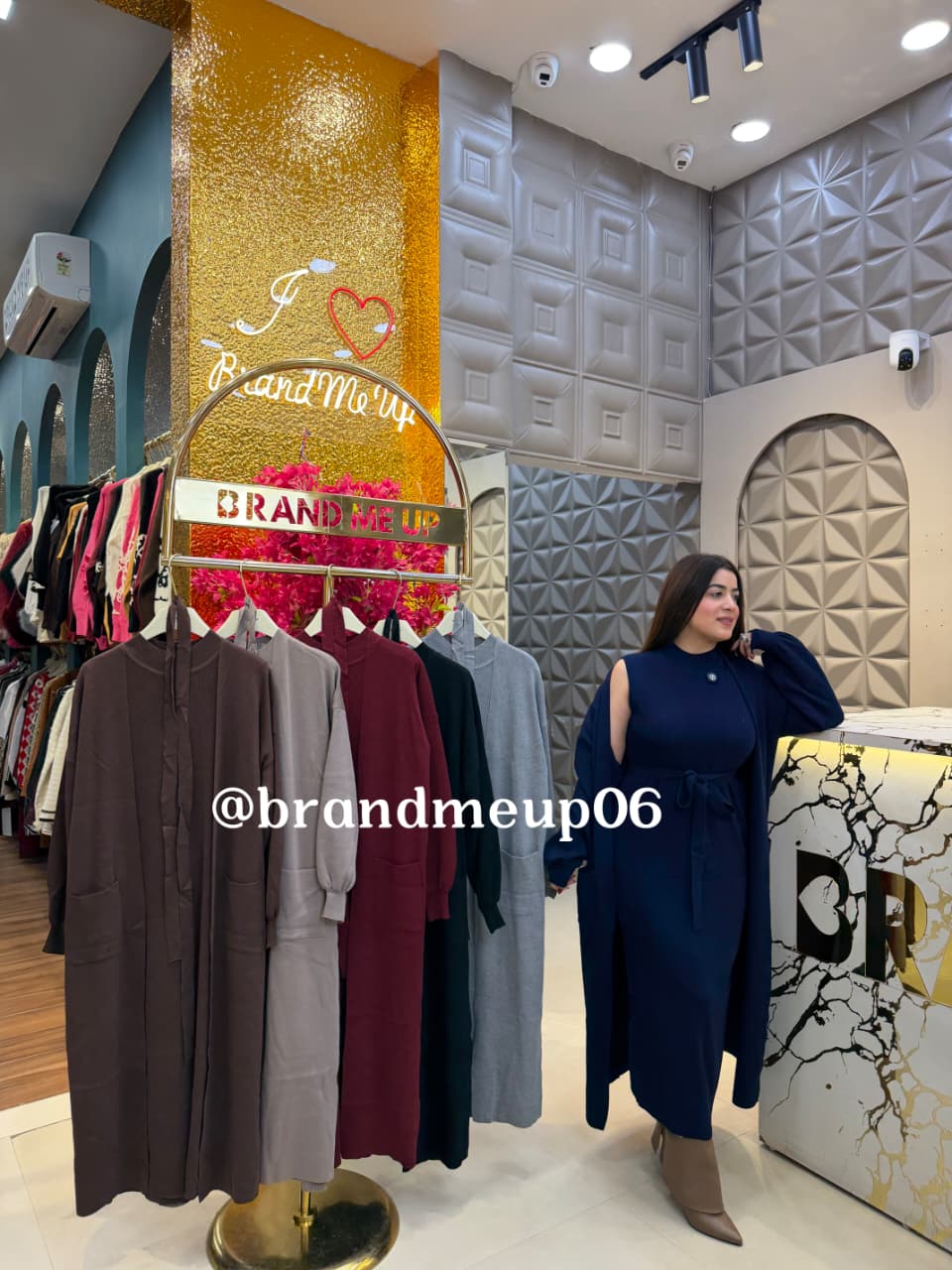 WOOLEN DRESS WITH POCKET SHRUG (IMP-728)