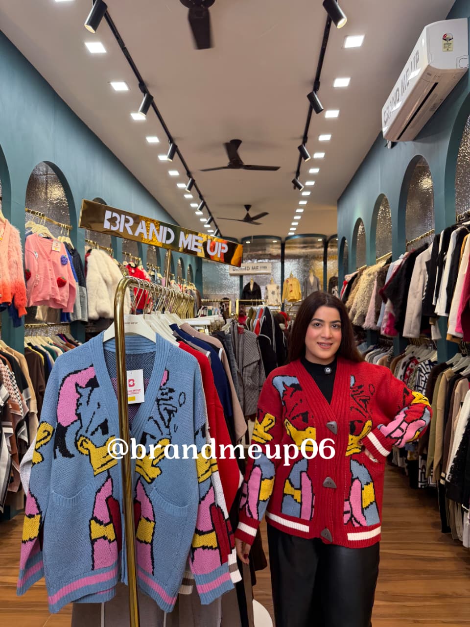 DUCK WOOLEN CARDIGAN (IMP-730)