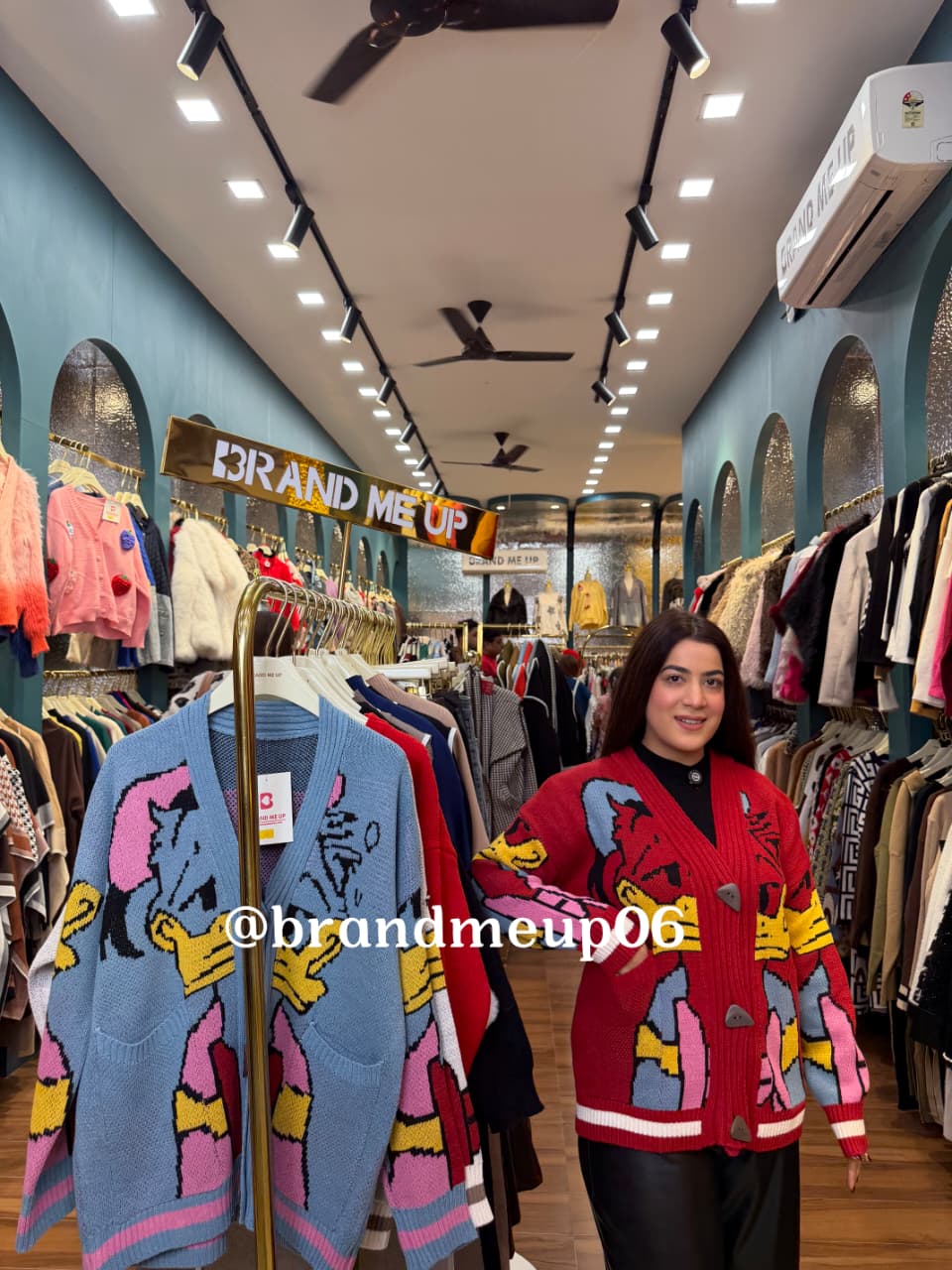 DUCK WOOLEN CARDIGAN (IMP-730)