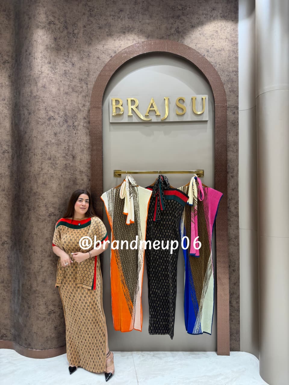 ‘FLAUNT’ MAGIC DRESS WITH SCARF (SKU-271)