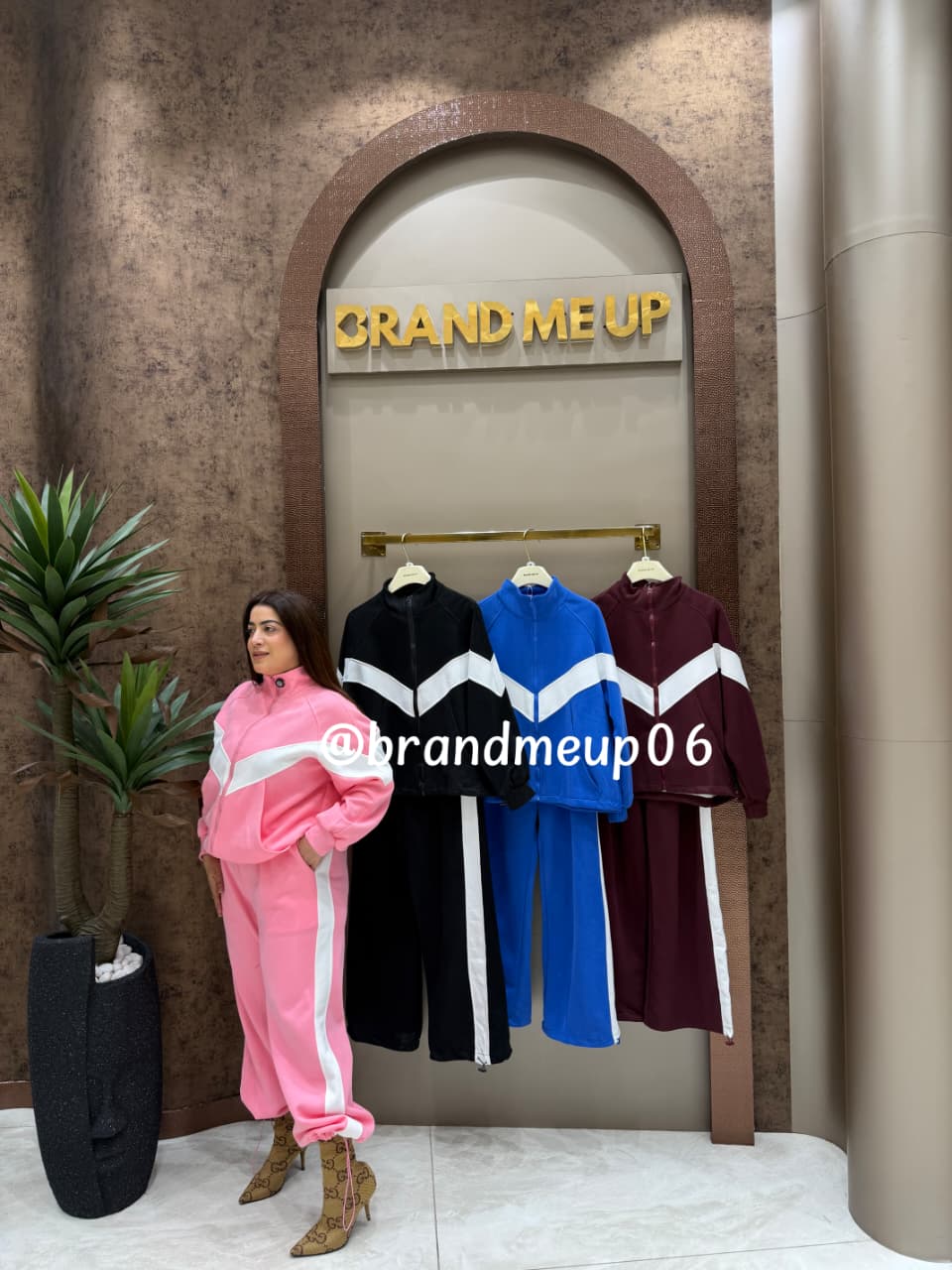 DESIGNER V TRACKSUIT (TRACK-77)