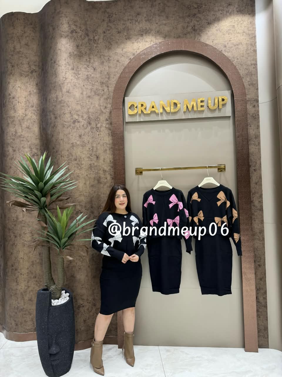 WOOLEN  DRESS WITH BOW RHINESTONES TOP (IMP-597)