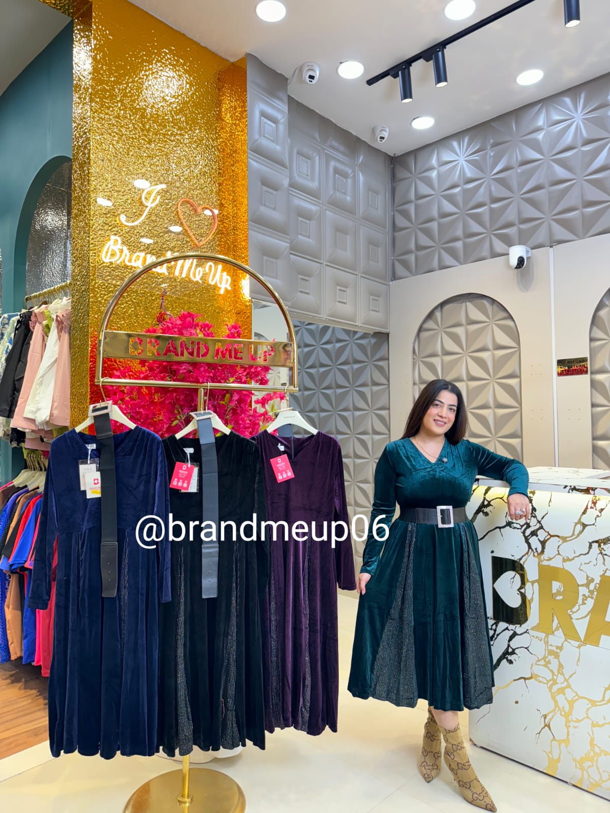 Velvet Dress With Belt (VELVET-1)