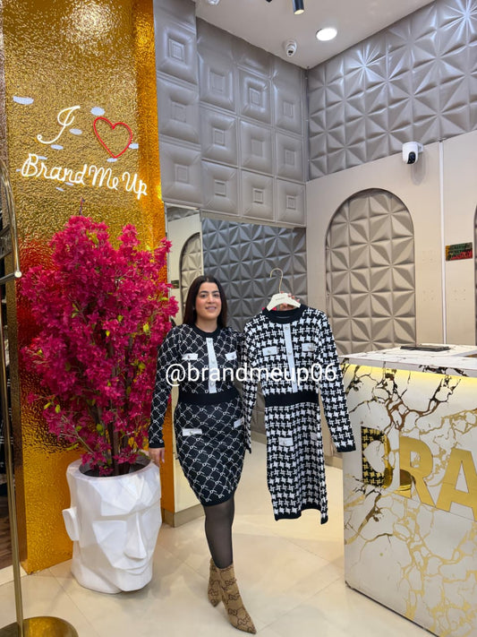 WOOLEN DRESS WITH BUTTON (IMP-644)