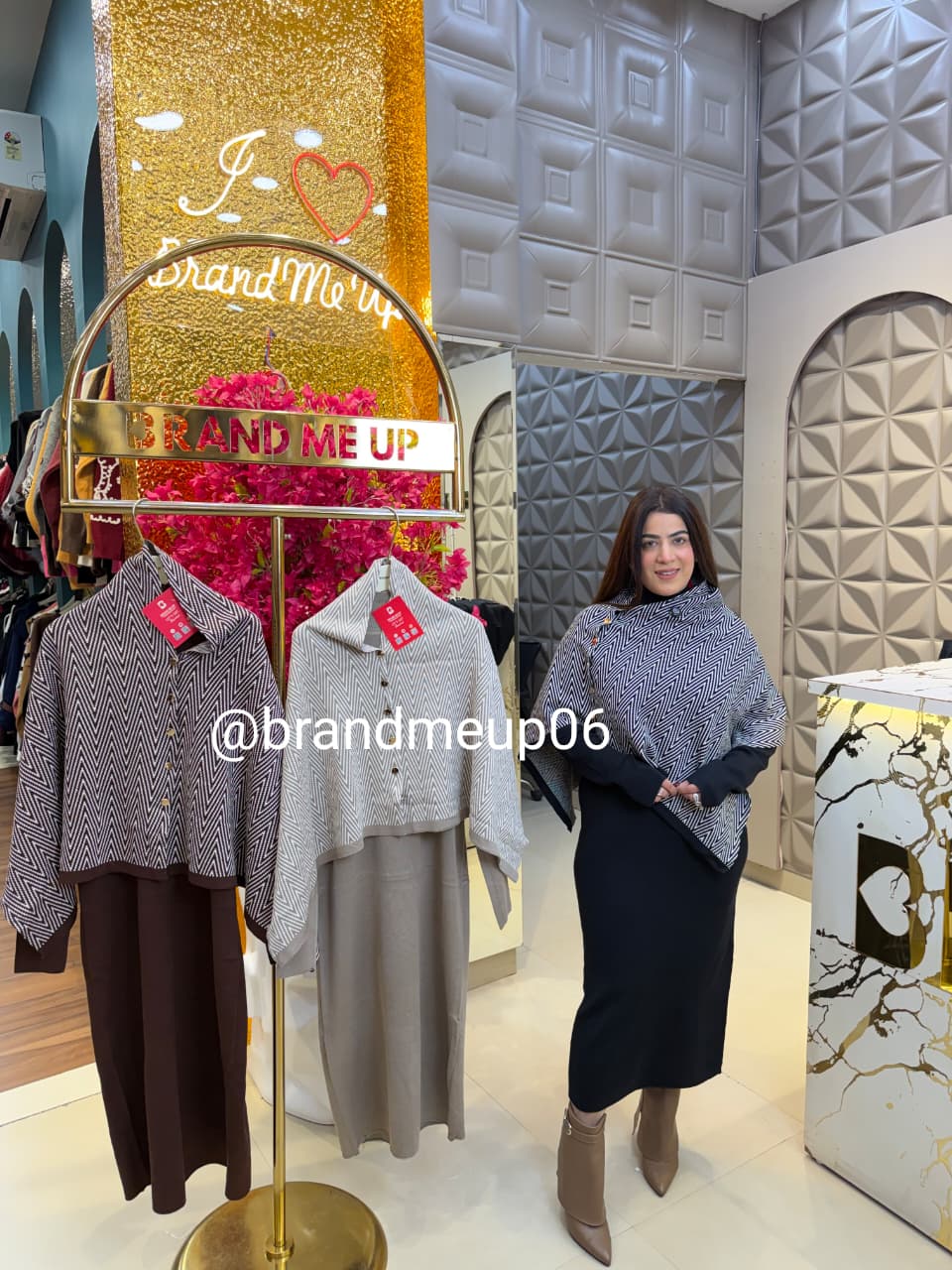 WOOLEN DRESS WITH CAPE (IMP-670)