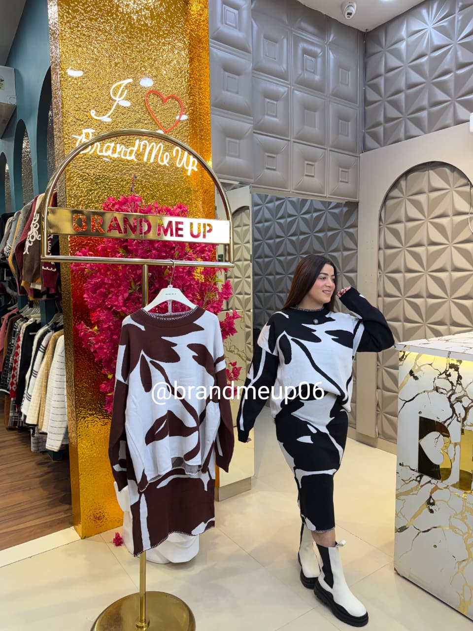 Woolen Top & Skirt Set  (IMP-212)