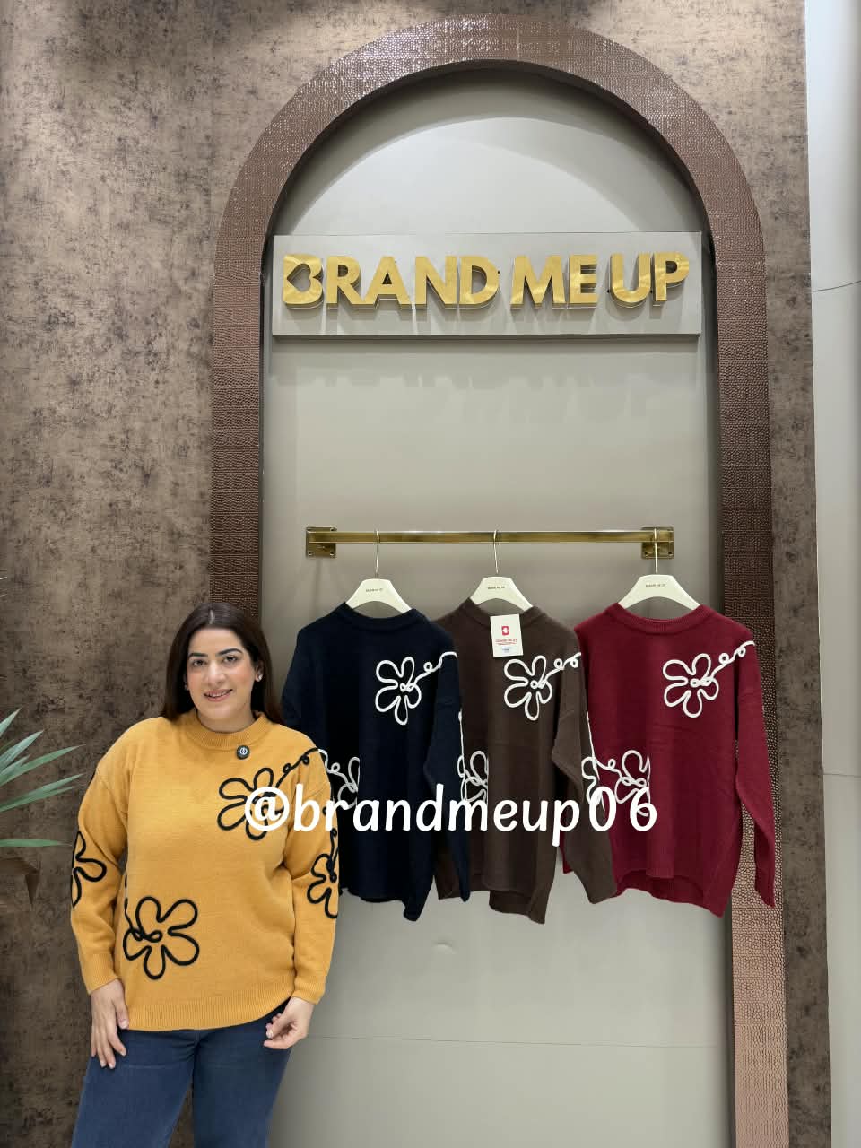WOOLEN SMALL FLOWER SWEATER (IMP-705)